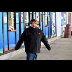 Meet your Posher, Annette